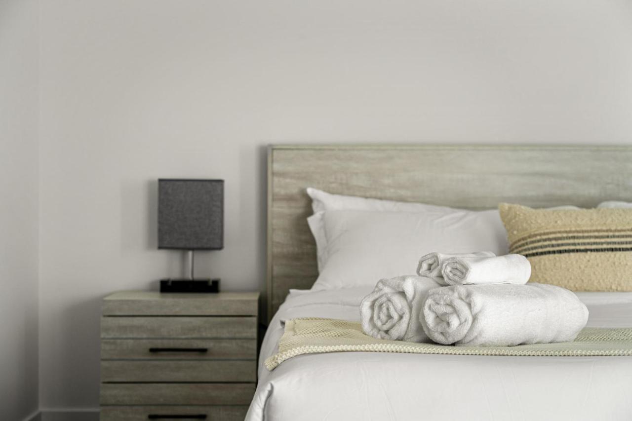 卡加利Guest Favorite With Garage, Free Banff Pass, Netflix, King Bed, Balcony, Perfect For Couples, Sleeps 4别墅 外观 照片